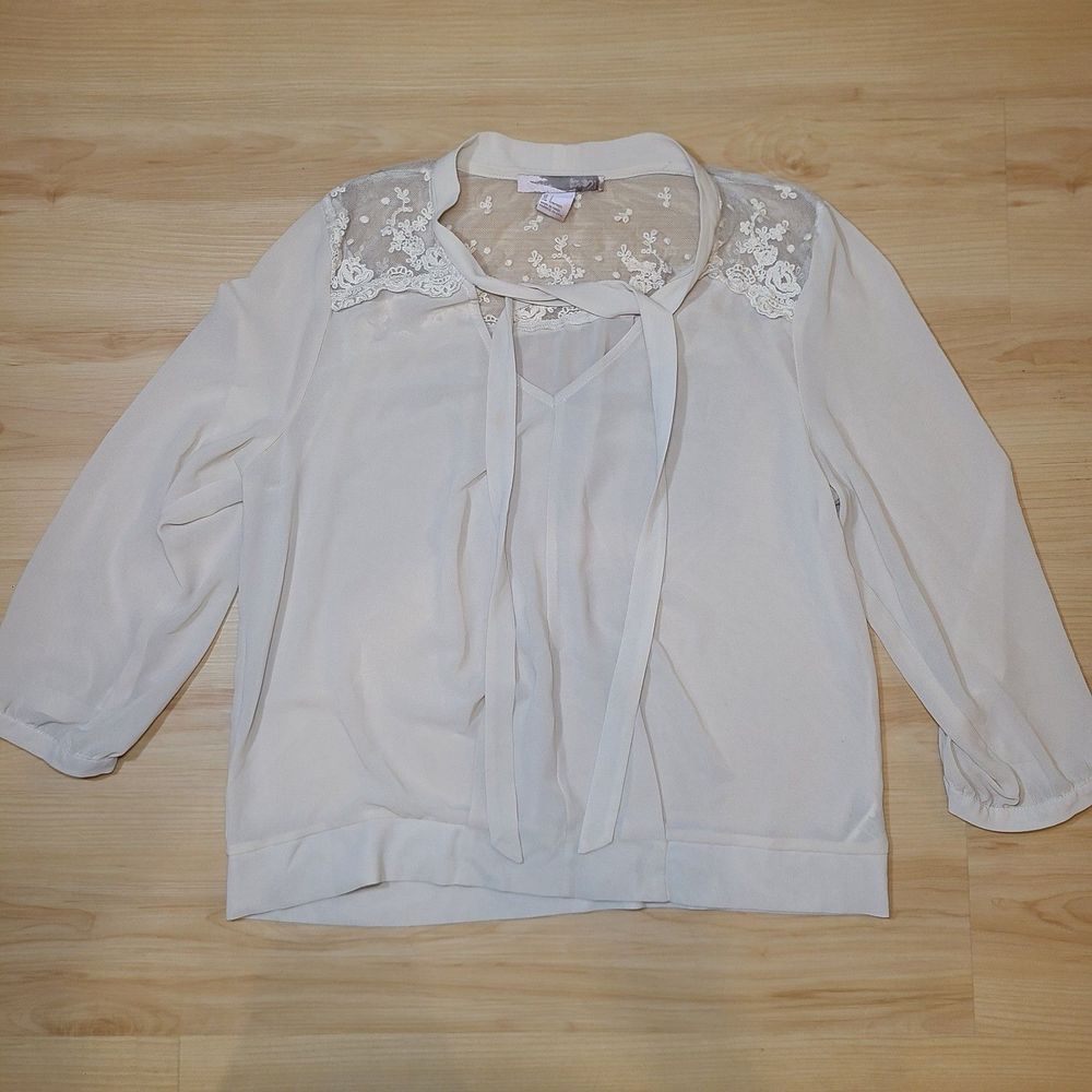 Forever 21 Ivory Sheer Career Blouse Women Size Large